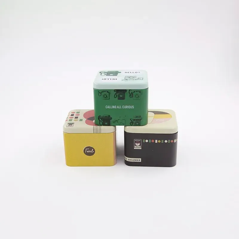 Tin lunch boxes